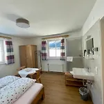 Hofgartnerhof Apartamento *
