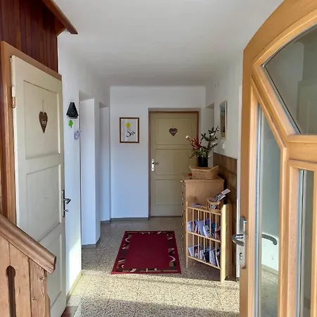 Hofgartnerhof * 斯特拉森